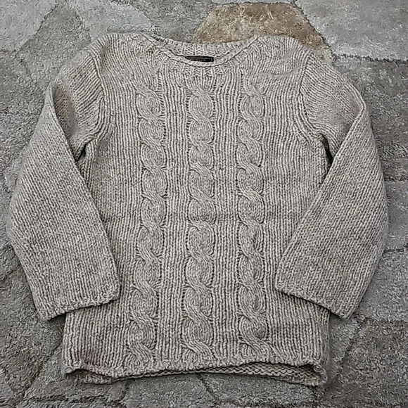 Abercrombie Oatmeal Cable Sweater - Picture 1 of 1